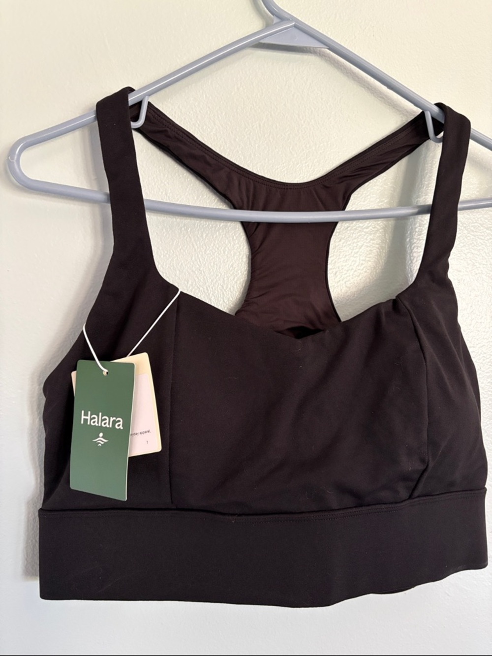 HALARA Light Support Racerback Crisscross Yoga Sports Bra